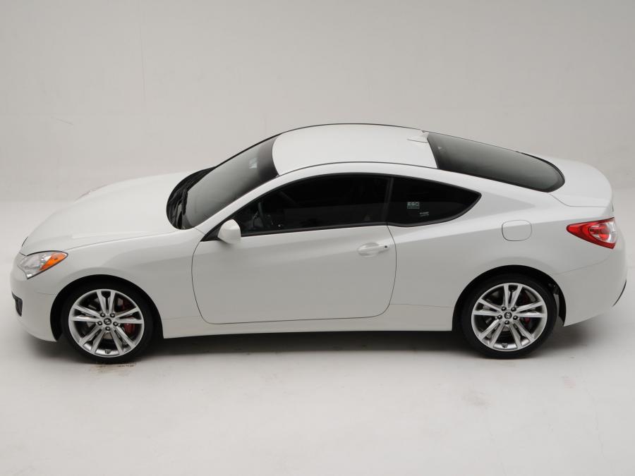 Hyundai Genesis Coupe R-Spec 2009 года  (фото 5 из 36)